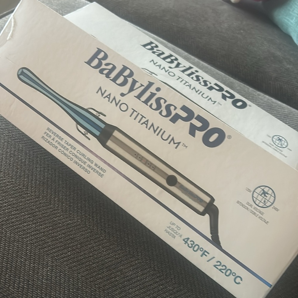 BaBylissPRO Nano Titanium Curling Wand